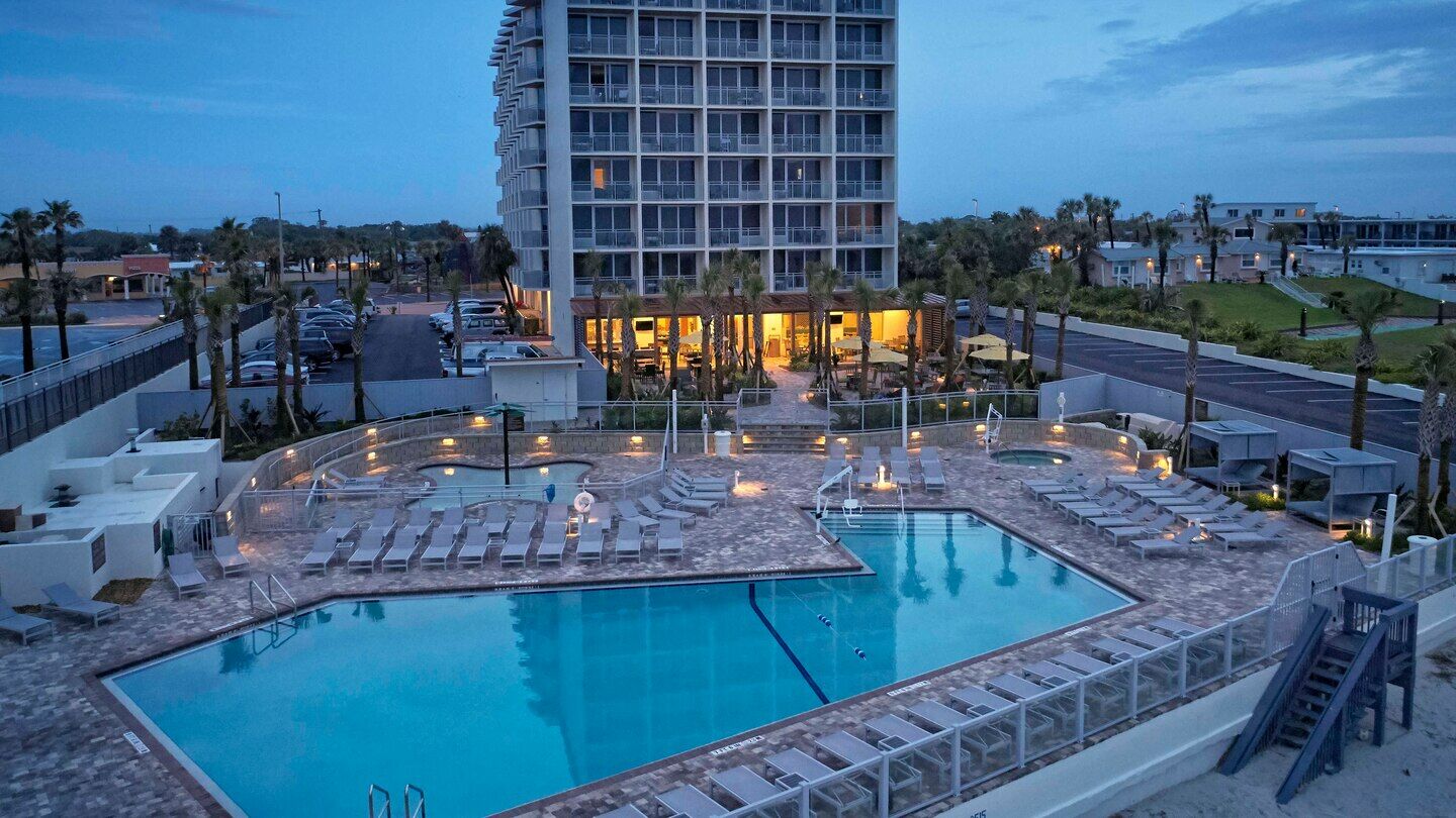 Delta Hotels By Marriott Daytona Beach Oceanfront Екстериор снимка